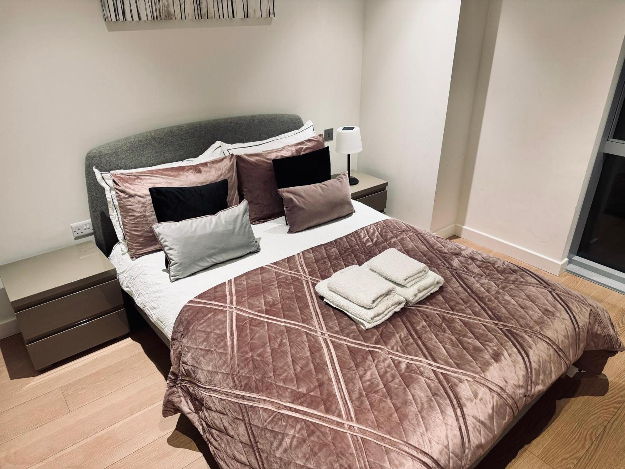 O2 Arena, 2Bedroom Apartment, North Greenwich , London 01 Chambre photo